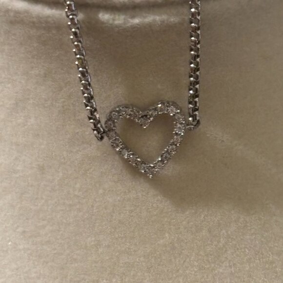 Diamond Heart Adjustable Sliding Chain on Bracelet - Picture 8 of 11